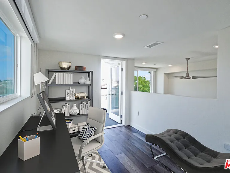 3667 Mentone Ave #5 — Photo 13