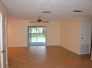 1255 Foggy Ridge Pkwy, Lutz, FL 33559