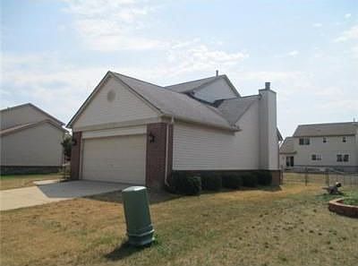 2nd image of 7398 Meadow Ln