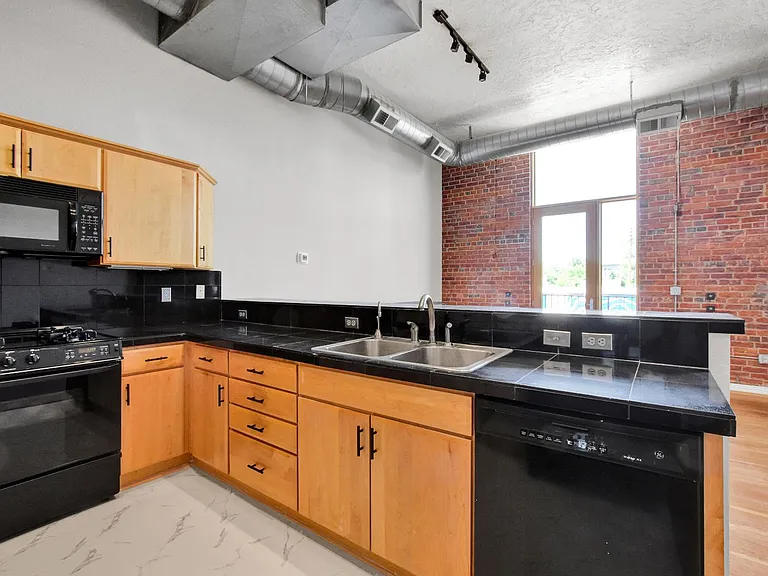 115 N Tejon St #B — Photo 5