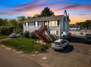 55 Gates Rd, Saugus, MA 01906