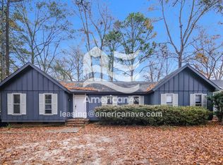 7352 Ryan St, Fayetteville, NC 28314