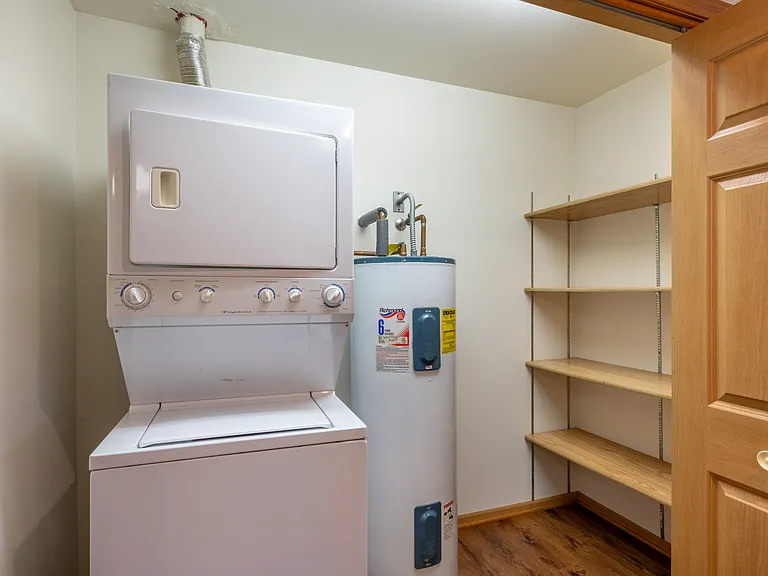 4843 Southridge Ct #4 — Photo 3