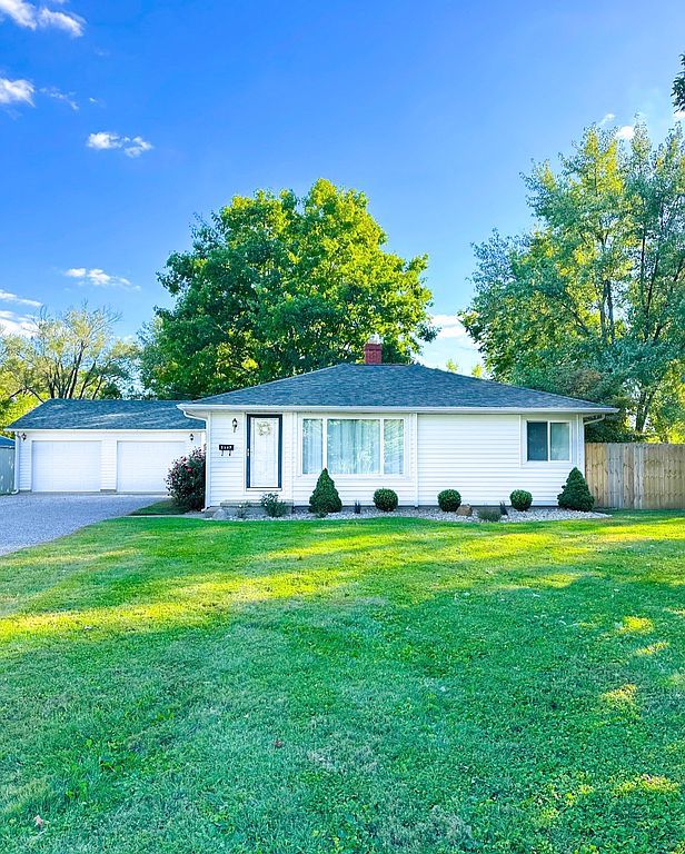 1717 Laurel Dr - Property Image