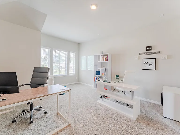 13806 Llano Basin Ct — Photo 28