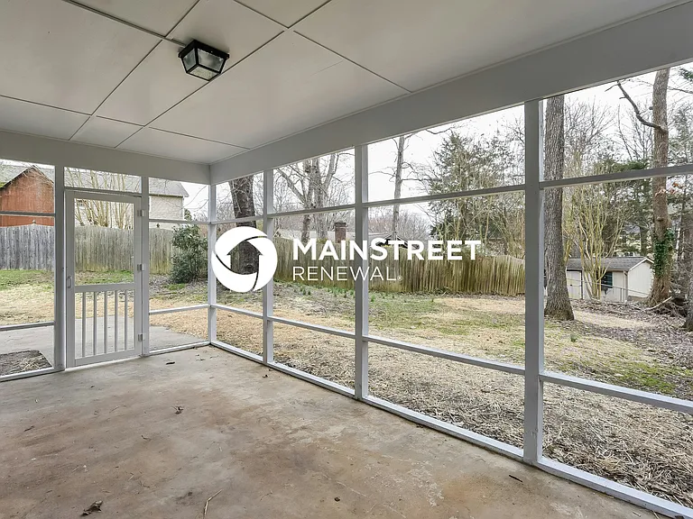 Screened Porch