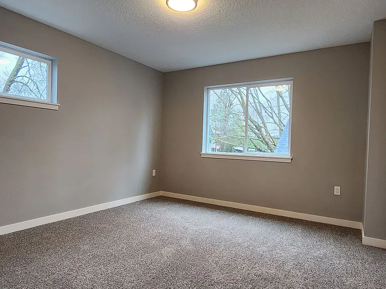 445-McCoy Ave — Photo 19