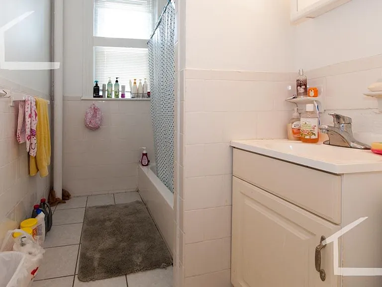 1312 Commonwealth Ave #14 — Photo 2