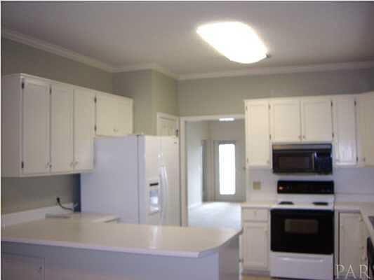 3rd image of 4185 Soundpointe Dr