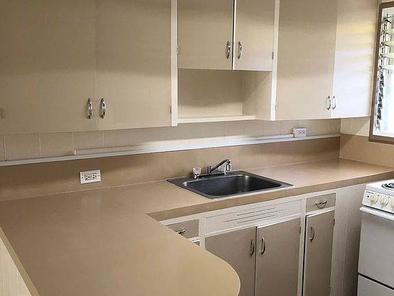 5th image of 1619 Philip St APT F