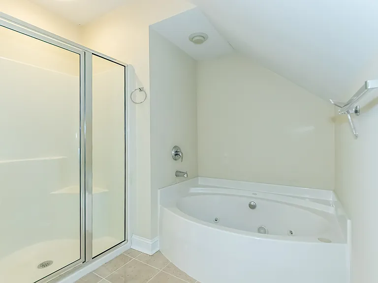 Upstairs Master Bathroom