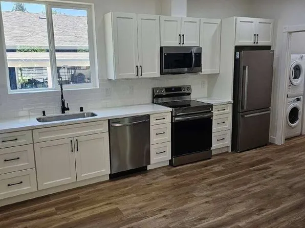 101 Randall Ave #B, Vacaville, CA 95687