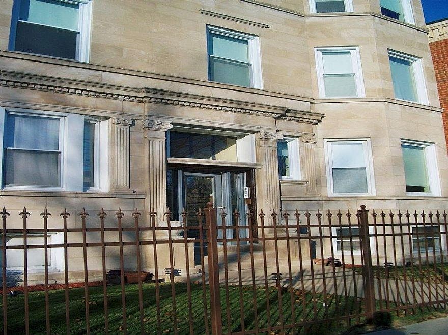 1st image of 6354 S Ellis Ave