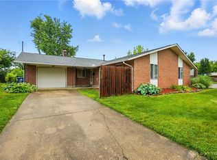 7100 Lunceford Dr, Dayton, OH 45424