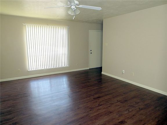 3rd image of 3340 Lodgepole Cir