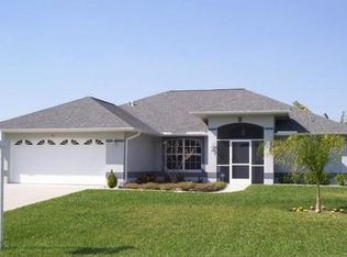 413 SE 30th Ter, Cape Coral, FL 33904
