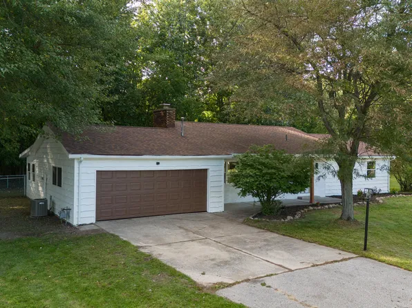 5564 Newton Ave, Coloma, MI 49038