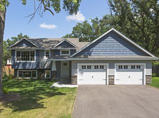 10427 Jay St NW, Coon Rapids, MN 55433