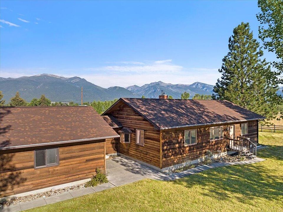 1st image of 3539 Holly Ln
