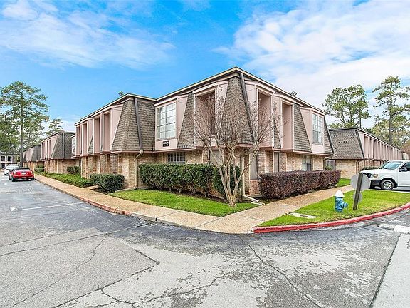 5th image of 12633 Memorial Dr APT 148