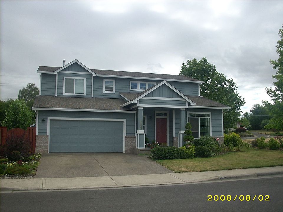 Corner Lot on Culdesac St