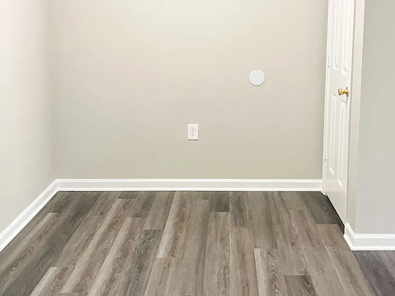 Barden Ridge Apartments — Photo 14