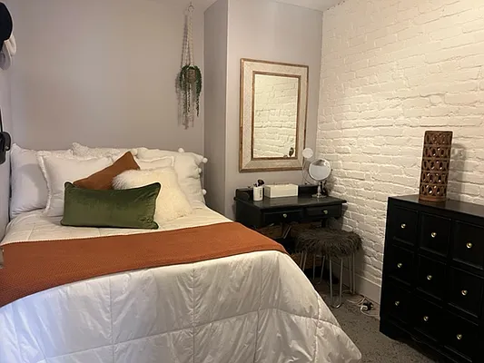 Rented by REAL New York | media 19