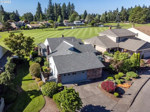 9580 SW Lakeside Dr, Tigard, OR 97224