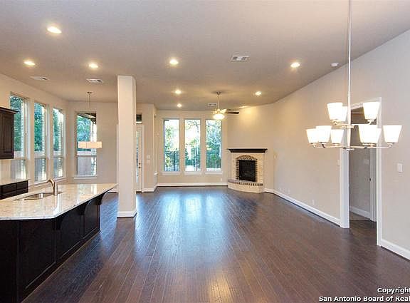4th image of 4039 Monteverde Way
