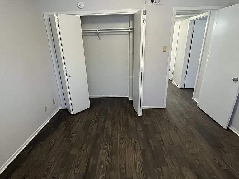 Juniper Springs Apartments — Photo 108