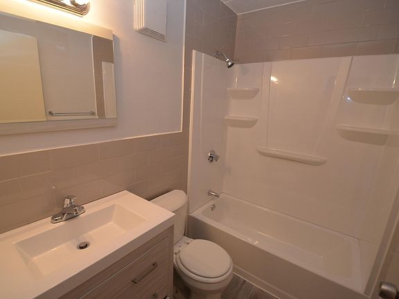 full bath 