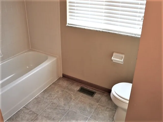 943 Cape Charles Dr — Photo 9