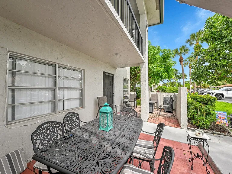 5759 Phoenix Palm Ct #C — Photo 4