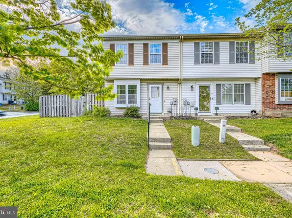 2 Chelmsford Ct, Baltimore, MD 21220