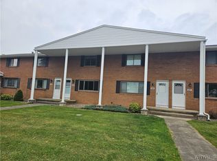 225 Greenmeadow Dr, Buffalo, NY 14224