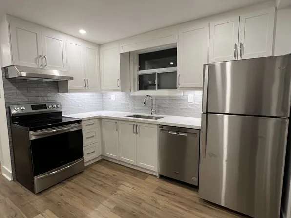 101 Kenwood Ave #1, Toronto, ON M6C 2S1