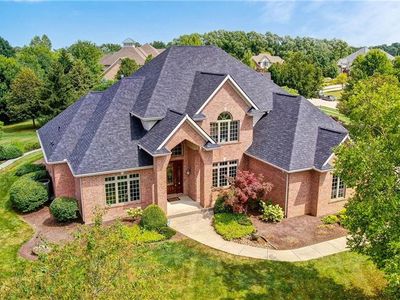 1001 Whispering Pine Ln, Dayton, OH, 45458