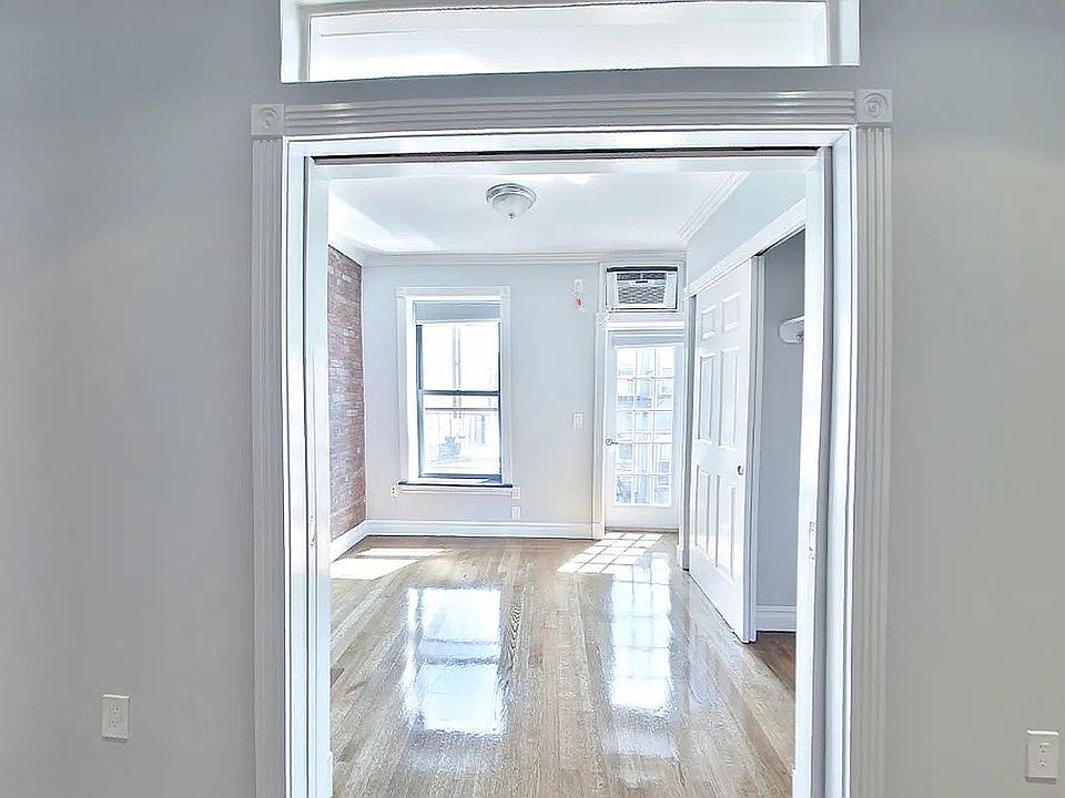 1st image of 134 Orchard St APT 5