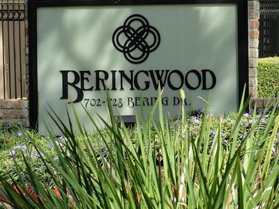 726 Bering Dr APT F, Houston, TX, 77057