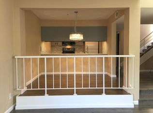 3065 Middlefield Rd APT 203, Palo Alto, CA 94306