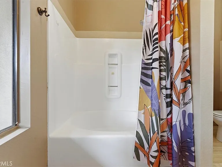 539 Wayland Ct — Photo 17