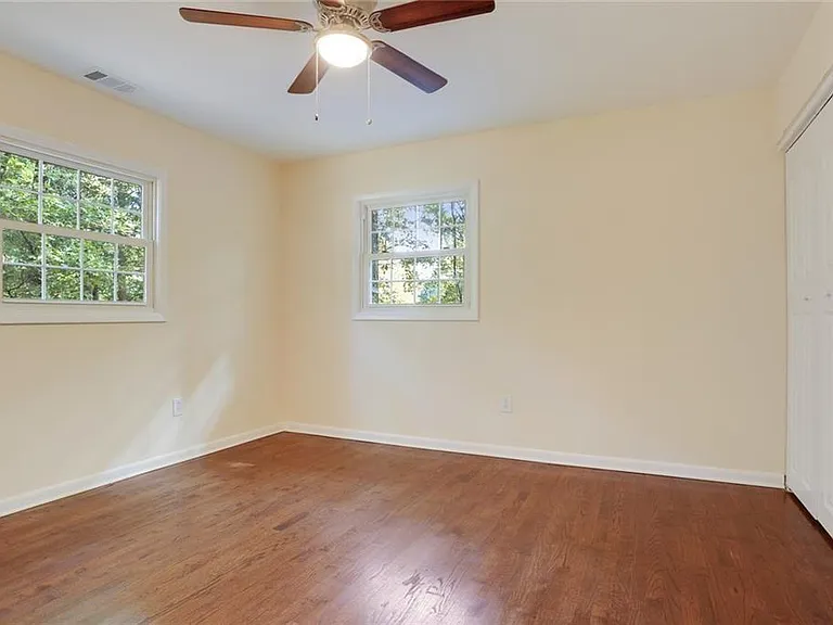2270 Shawnee Trl — Photo 7