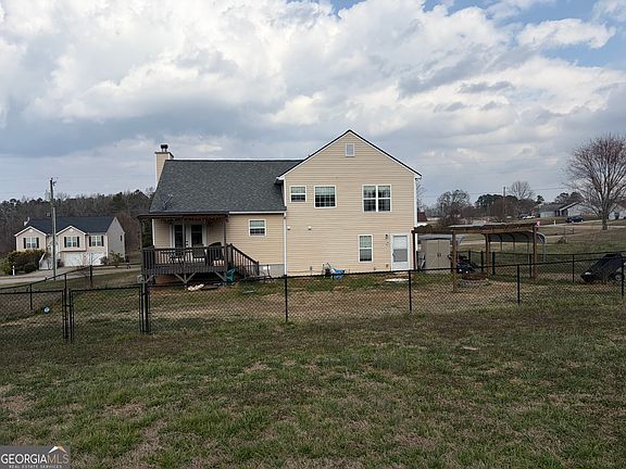 5th image of 137 Stonebrooke Dr
