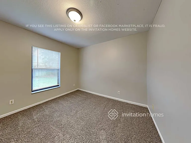 696 Blueberry Dr — Photo 10