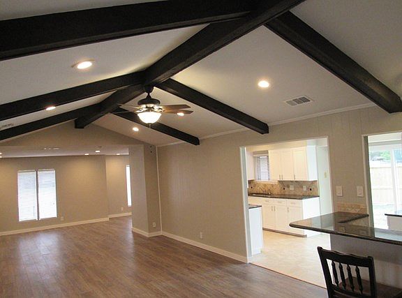 3rd image of 928 Egyptian Dr