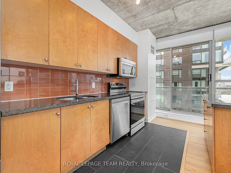 179 George St #2106 — Photo 18