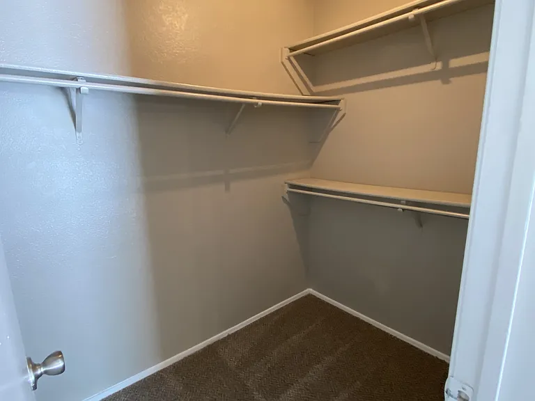 Walnut Creek Apartments — Photo 77