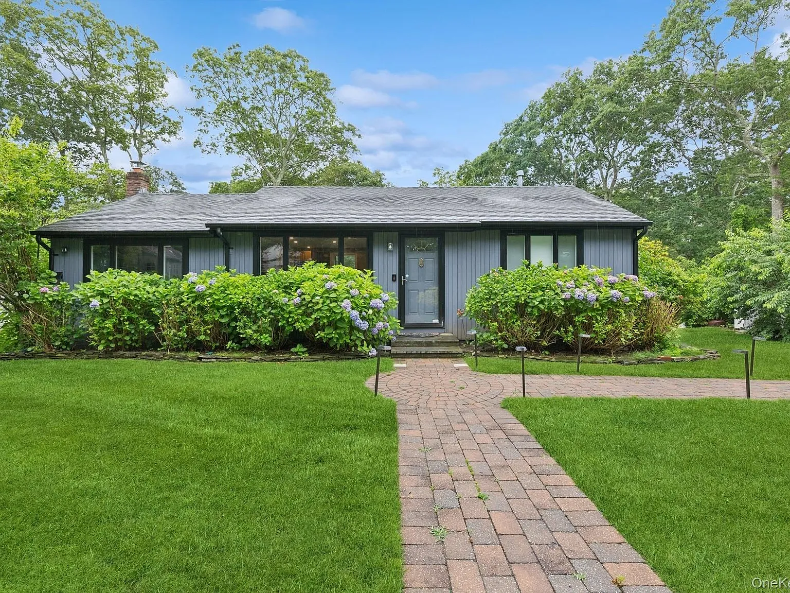 2 bed, 1.5 bath, 1000 sqft, $2,800 — Photo 1