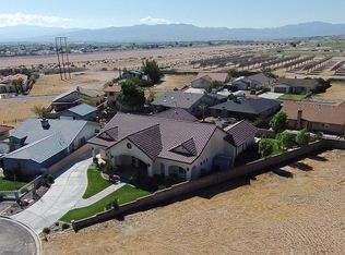 18605 Catalina Rd, Victorville, CA 92395