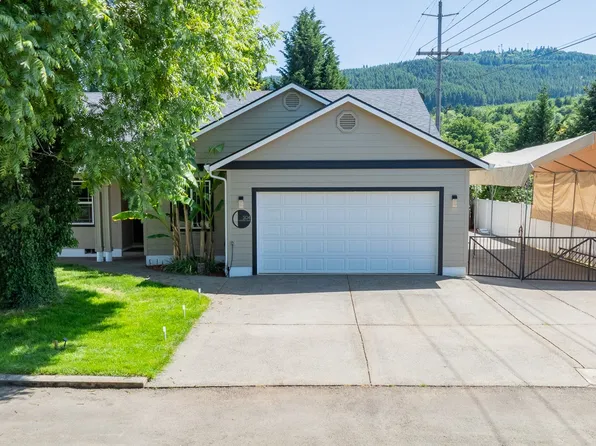 304 Harris Ave, Drain, OR 97435